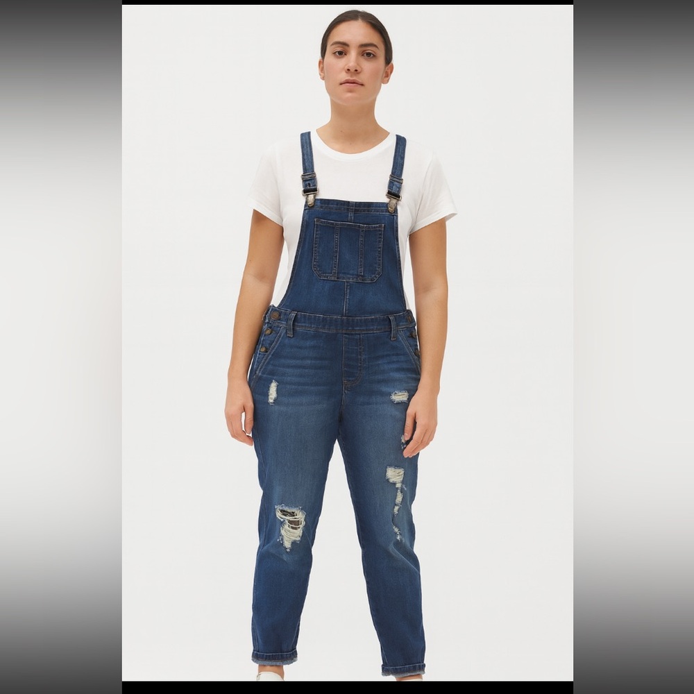 Torrid Blue Denim Distressed Women’s Overalls Size 16